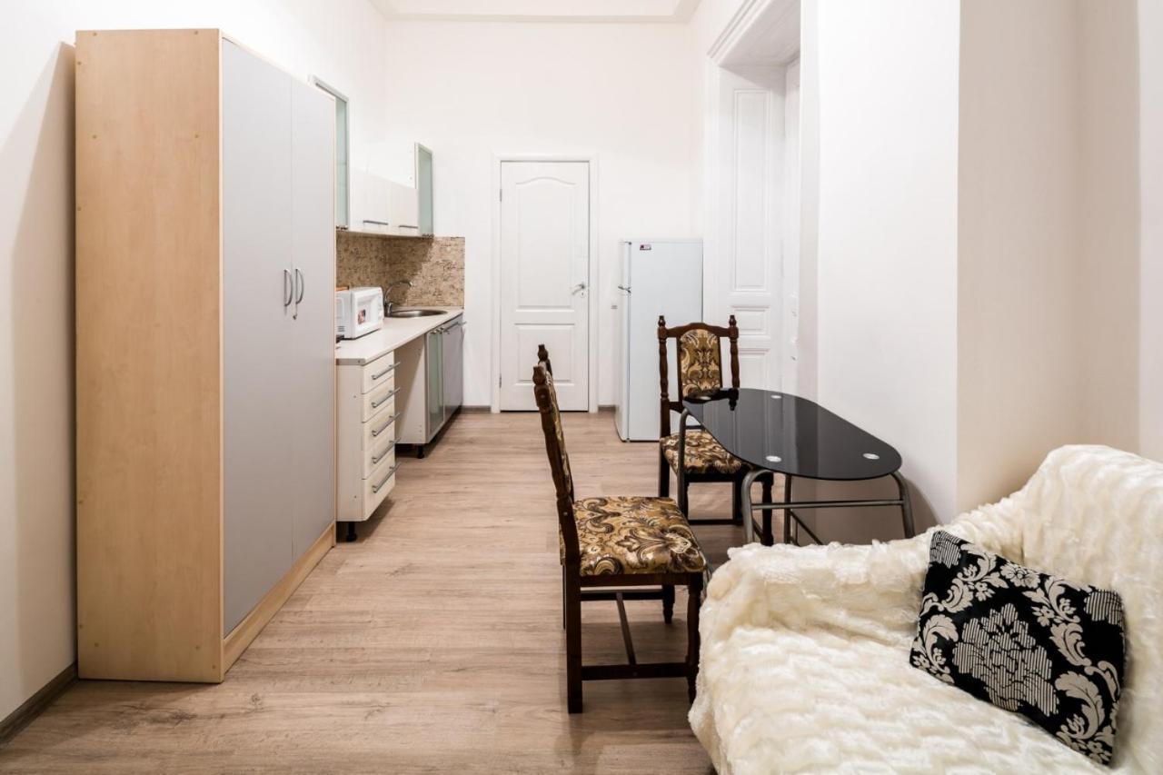 Apartament Of Center Lviv Lägenhet Exteriör bild